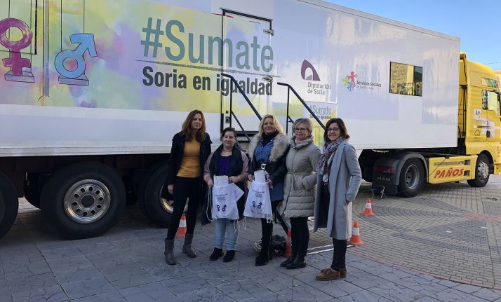 Una imagen de la jornada del aula itinerante por Tierras Altas. /Dip.