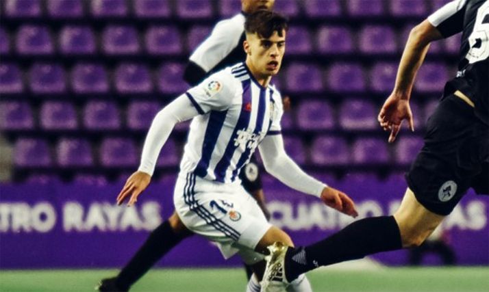 Aguado, en un encuentro con la elástica del Real Valladolid. /RV