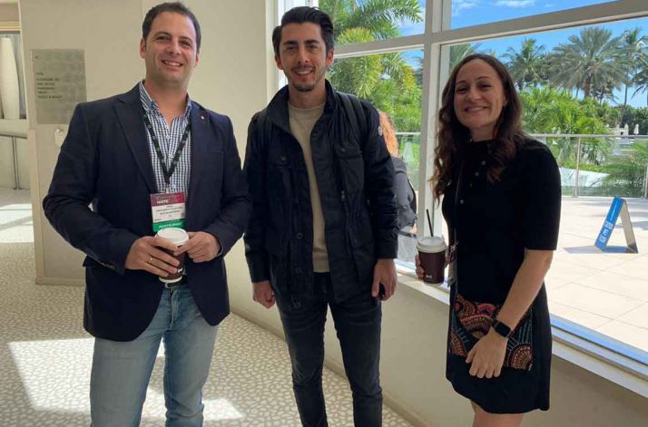 Ciria (izda.) Mazón, y Beatriz Chaverri.