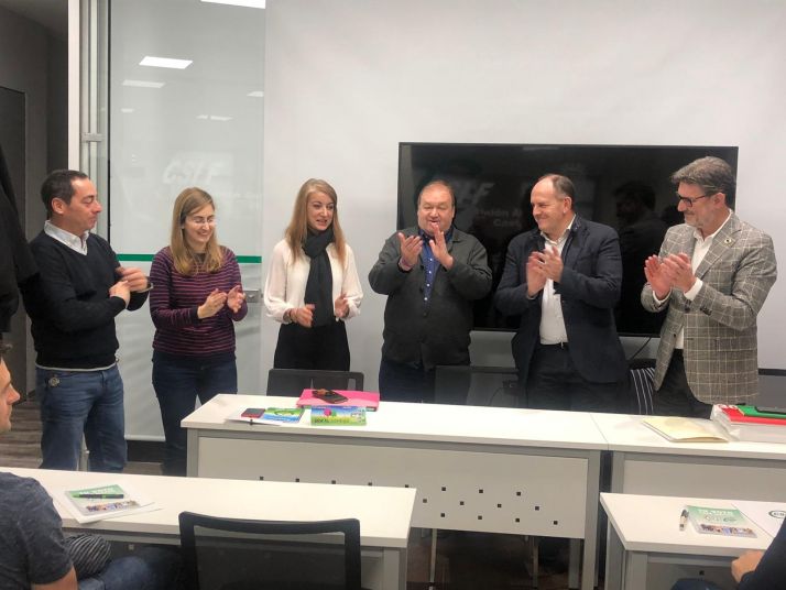 CSIF creará una mesa autonómica de bomberos para analizar el futuro de este servicio