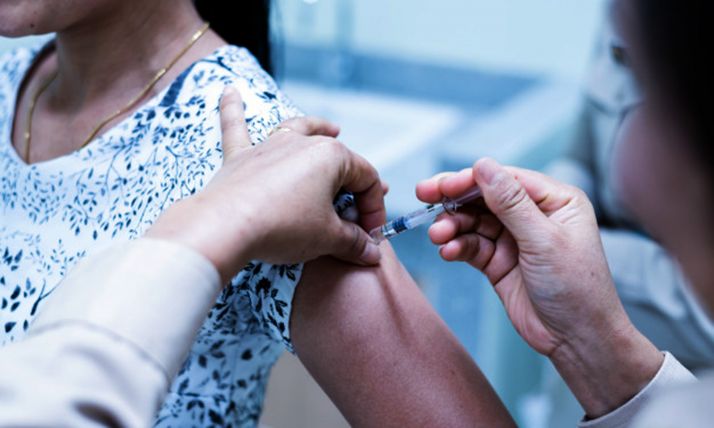 La gripe se mantiene en un nivel medio y estable 