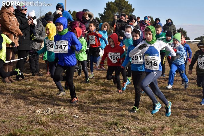 GALERÍA: El viento incrementa la dureza del Cross de Los Llamosos