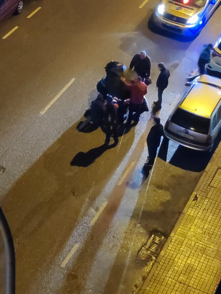 Atropello y traslado a Urgencias frente al Hospital