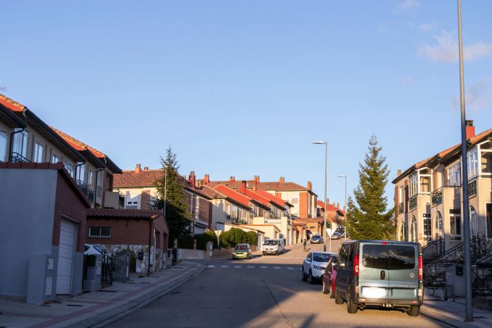 Roban en dos casas de Camaretas