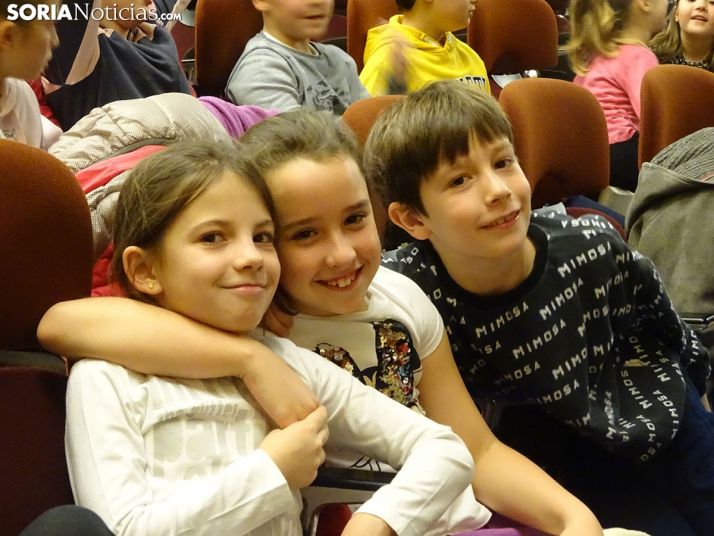 Los escolares sorianos aprenden inglés mientras se divierten en el Palacio de la Audiencia
