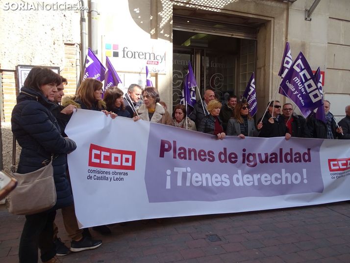 Concentración en CCOO este viernes 7 de febrero.
