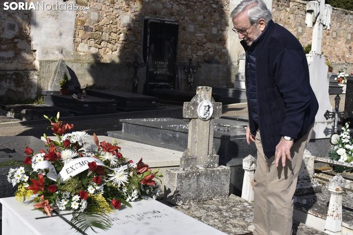 Homenaje a Machado y Odón Alonso.