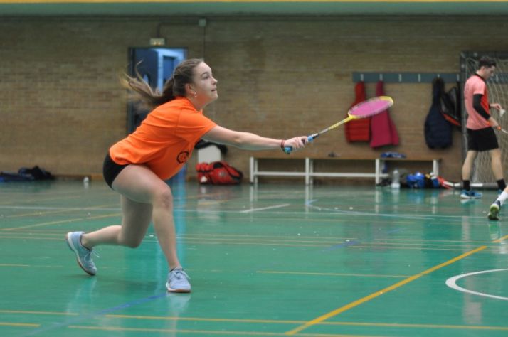 Tercera prueba provincial y máster nacional de bádminton en Tordesillas