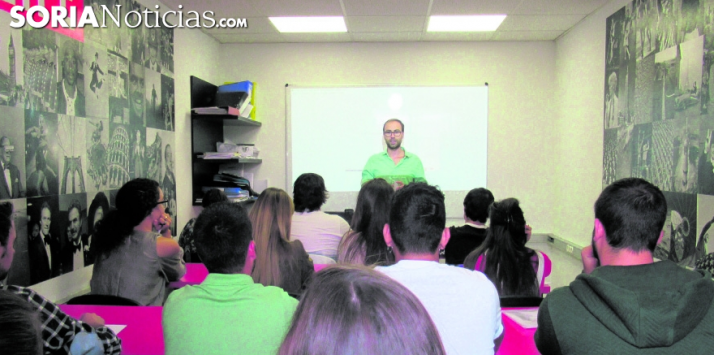 La Diputación de Soria saca una plaza de administrativo y una bolsa de empleo
