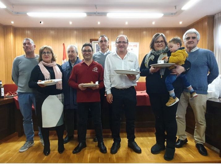 El Alquerque pasa a la final de El mejor torrezno del mundo 2020 en la ronda de San Esteban