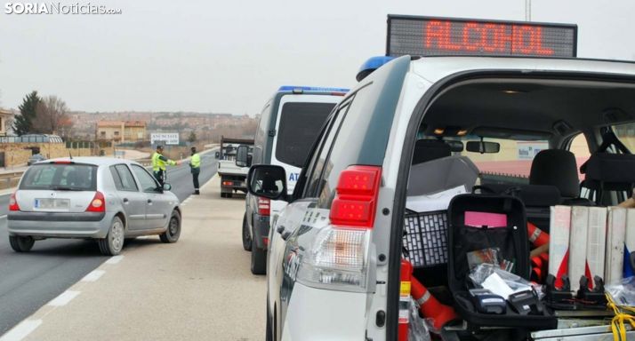 Un control de tráfico de la GC. /SN