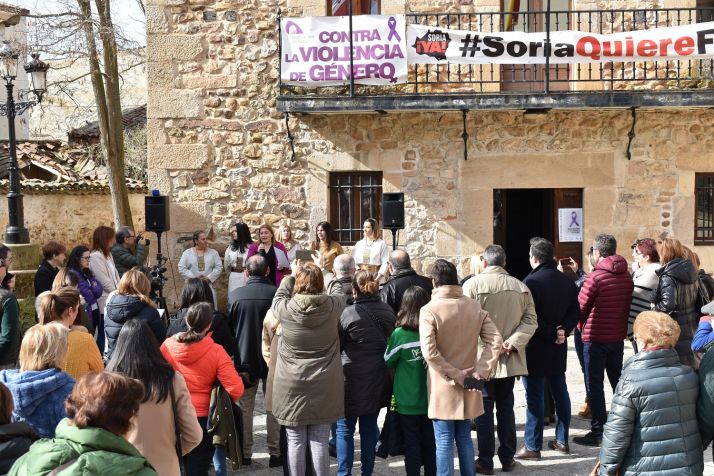 Garray lee un manifiesto por el 8M