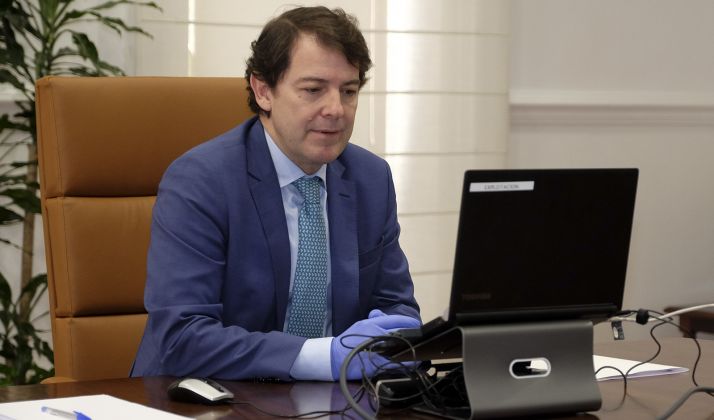 El presidente, en una comunicación por video-conferencia. /Jta.