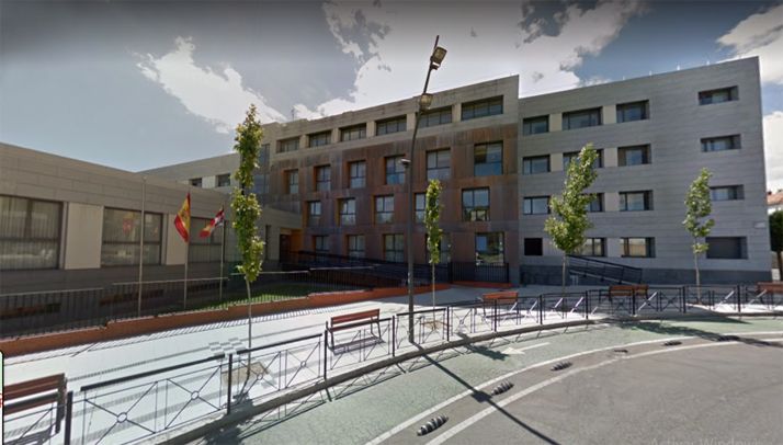 Una imagen del edificio, en la plaza Odón Alonso. /GM