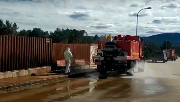 Labores en el exterior de la residencia de Quintana Redonda. /Subdelegación