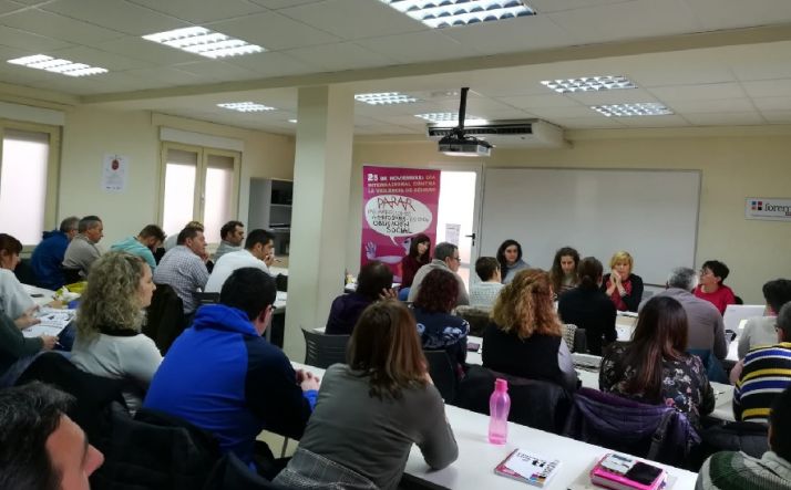 Amor Pérez: Más del 50% del trabajo cualificado en la industria lo realizan hombres