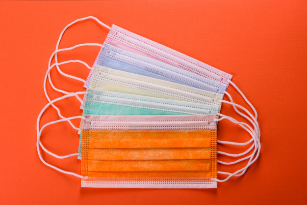 El Ayuntamiento de Duruelo coordina la fabricación de mascarillas en el pueblo