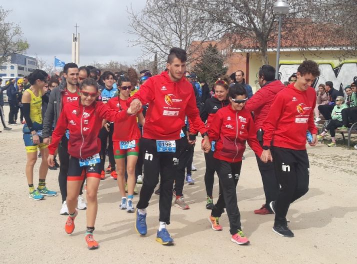 El equipo de relevos mixto del Triatlón Soriano consigue una octava posición histórica