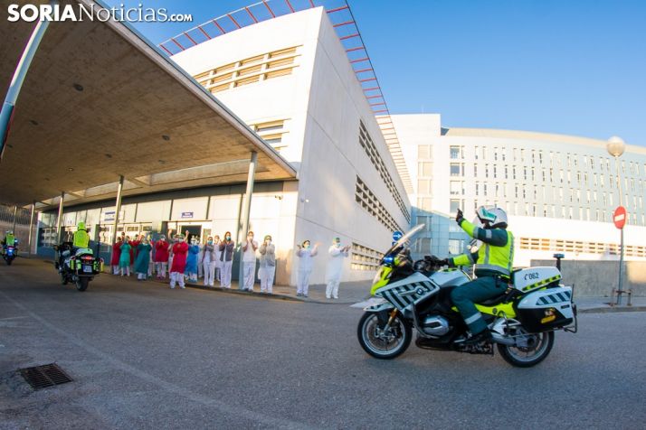 Gestos y rostros de las ocho de la tarde