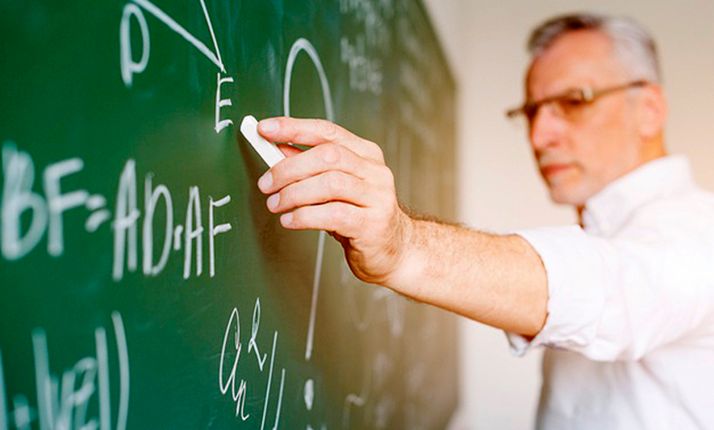 CSIF pide que clases y evaluaciones acaben en junio y garantías sanitarias para la vuelta a las aulas