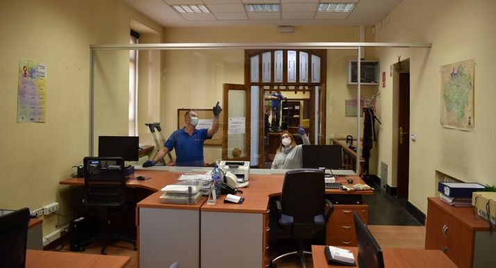 La Diputación realizará test a los trabajadores que se vayan incorporando al trabajo presencial