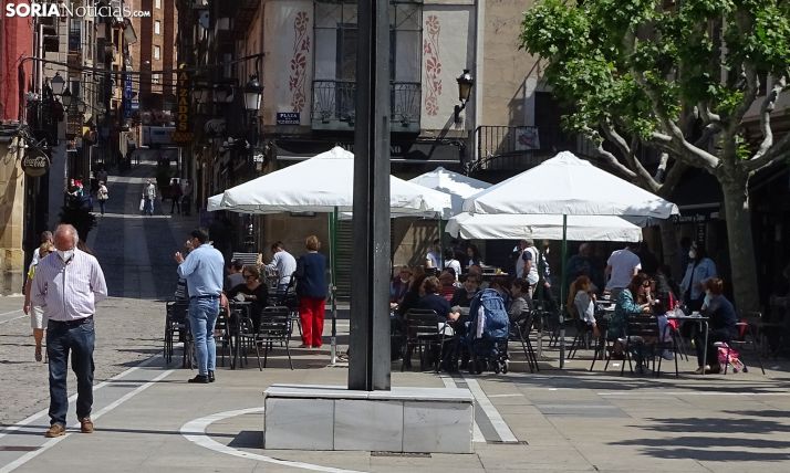 Una plaza de la capital con terrazas recién abiertas esta semana. /SN