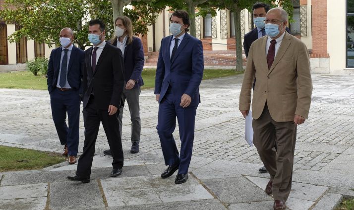 Histórico Pacto para la Recuperación Económica, el Empleo y la Cohesión Social en Castilla y León