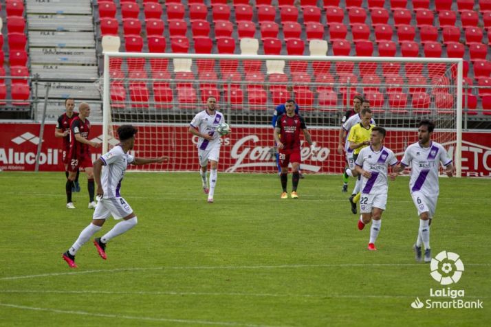 Un Numancia plano pierde en Miranda
