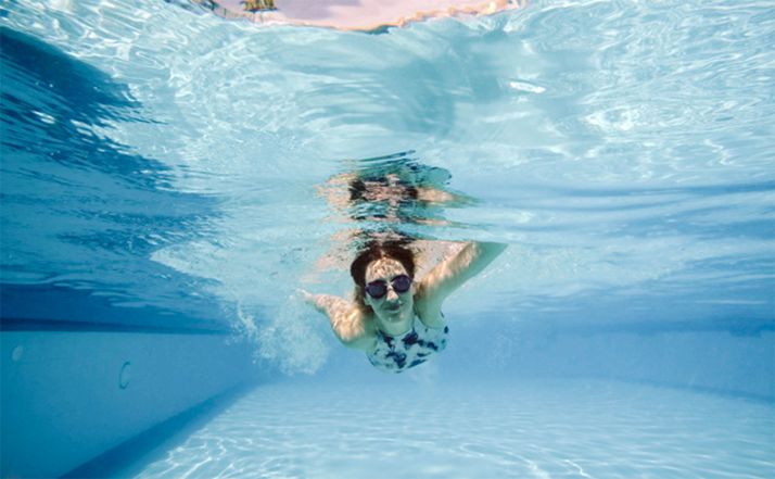 La Junta publica una guía para piscinas de uso público en condiciones de seguridad ante el virus