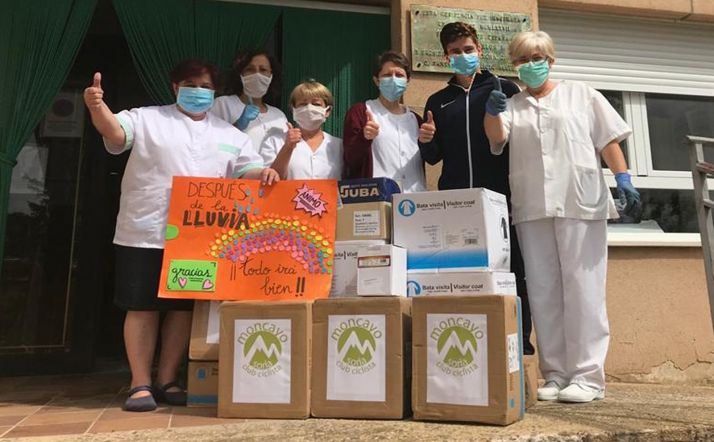 Entrega del material a la residencia. /SN