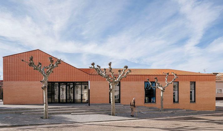 El centro social de Noviercas, finalista de los Premios FAD Arquitectura 2020