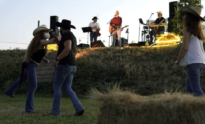 Continúan los conciertos al aire libre en San Esteban