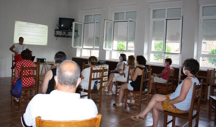 Los vecinos de Fuentecantos armonizan cuerpo y mente para afrontar la nueva normalidad