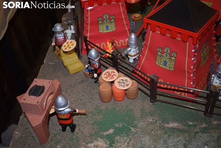 Un reto veraniego: descubrir los muñecos intrusos que hay en la exposición de playmobil La batalla de las Navas de Tolosa de Garray