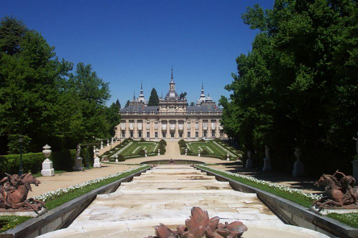 La Junta de Castilla y León condena el asesinato de una mujer en Segovia