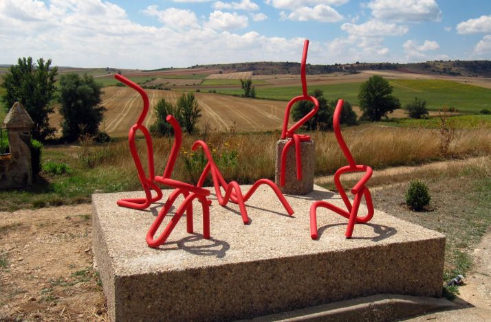 La escultura Vida, de Miguel Ángel Sánchez, amplía el museo de Almarail
