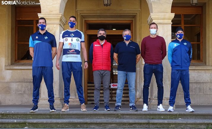 El CV Río Duero presenta su indumentaria para esta temporada