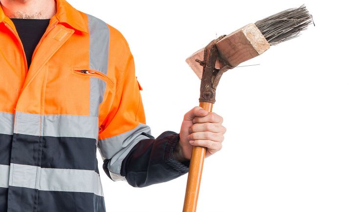 El Ayuntamiento de San Esteban convoca dos plazas para operarios de limpieza viaria