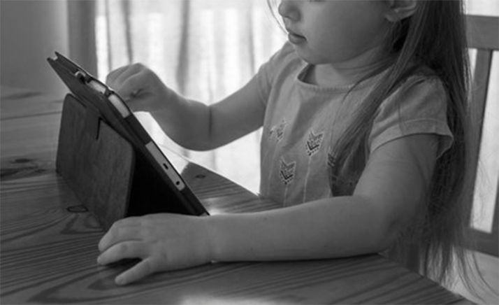 CyL recibirá  3,4 M€ para la educación digital de sus alumnos con menos recursos