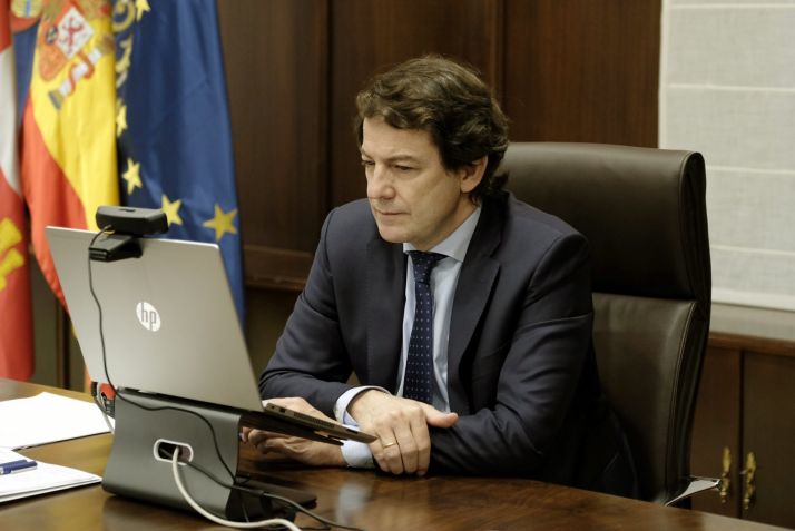 Fernández Mañueco agradece la colaboración en la aplicación del toque de queda