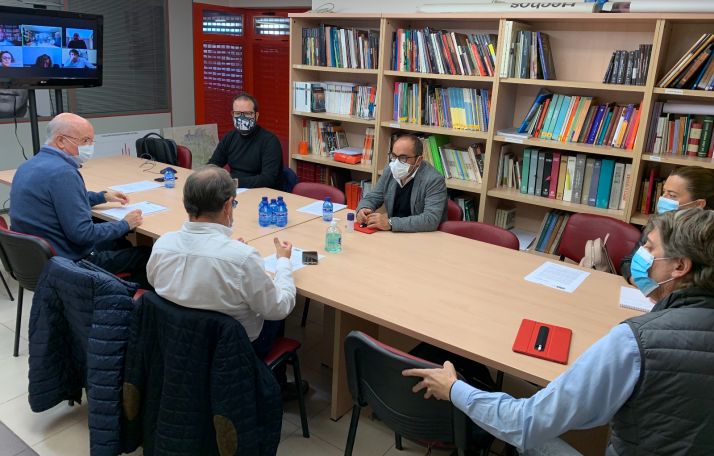 El PSOE de Soria se reúne con el Colegio Oficial de Médicos para estudiar cómo impedir la salida de los nueve médicos