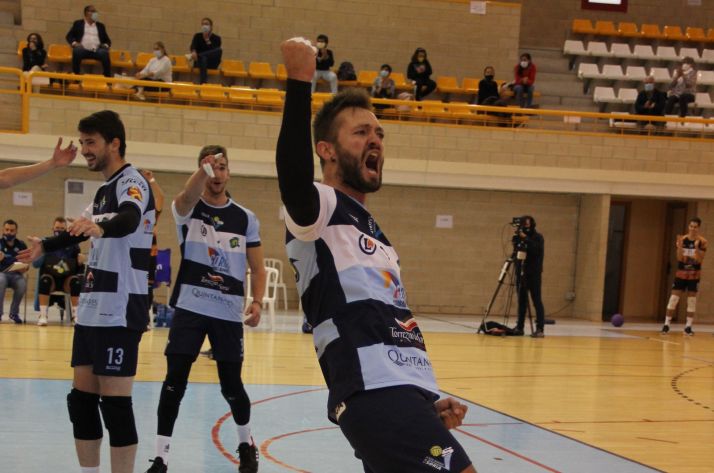 Manu Salvador alcanza los 150 partidos como celeste