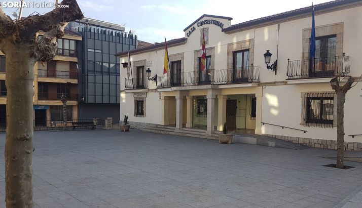 Los empadronados en San Leonardo ya pueden recoger sus vales para canjear en el comercio local