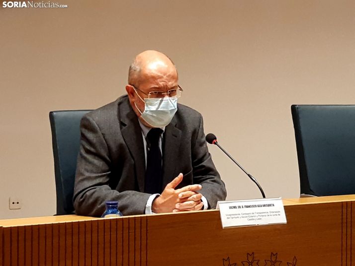 Igea: En esta crisis se han cometido errores. Por ejemplo, una desescalada rápida