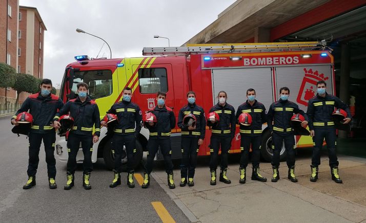 El Ayuntamiento incorpora nueve bomberos al servicio de extinción de incendios de la capital 