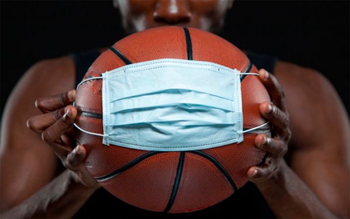 La Federación regional de baloncesto pospone la competición en categorías inferiores