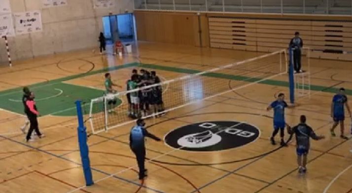 Victoria contundente del Sporting por 3-0 en Bilbao