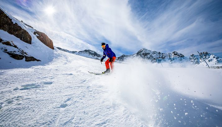 El Gobierno y las Comunidades, preocupados por el after ski, estudiarán la apertura de las estaciones