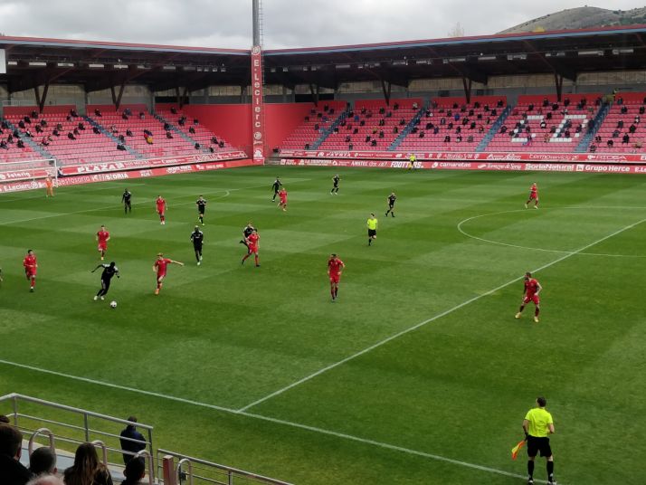 El Numancia acaba con el récord de 69 partidos invictos del Lealtad de Villaviciosa