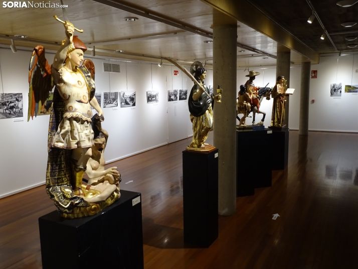 La Audiencia mantiene abierta hasta el 8 de enero una exposición con las réplicas de los Santos de Cuadrilla 